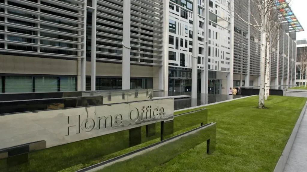 UK Grants Citizenship to Hamas Linked Terrorist Before Plot